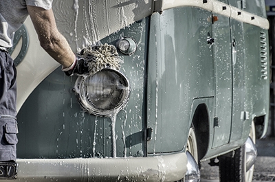 洗車の頻度は？　洗車機それとも手洗い？